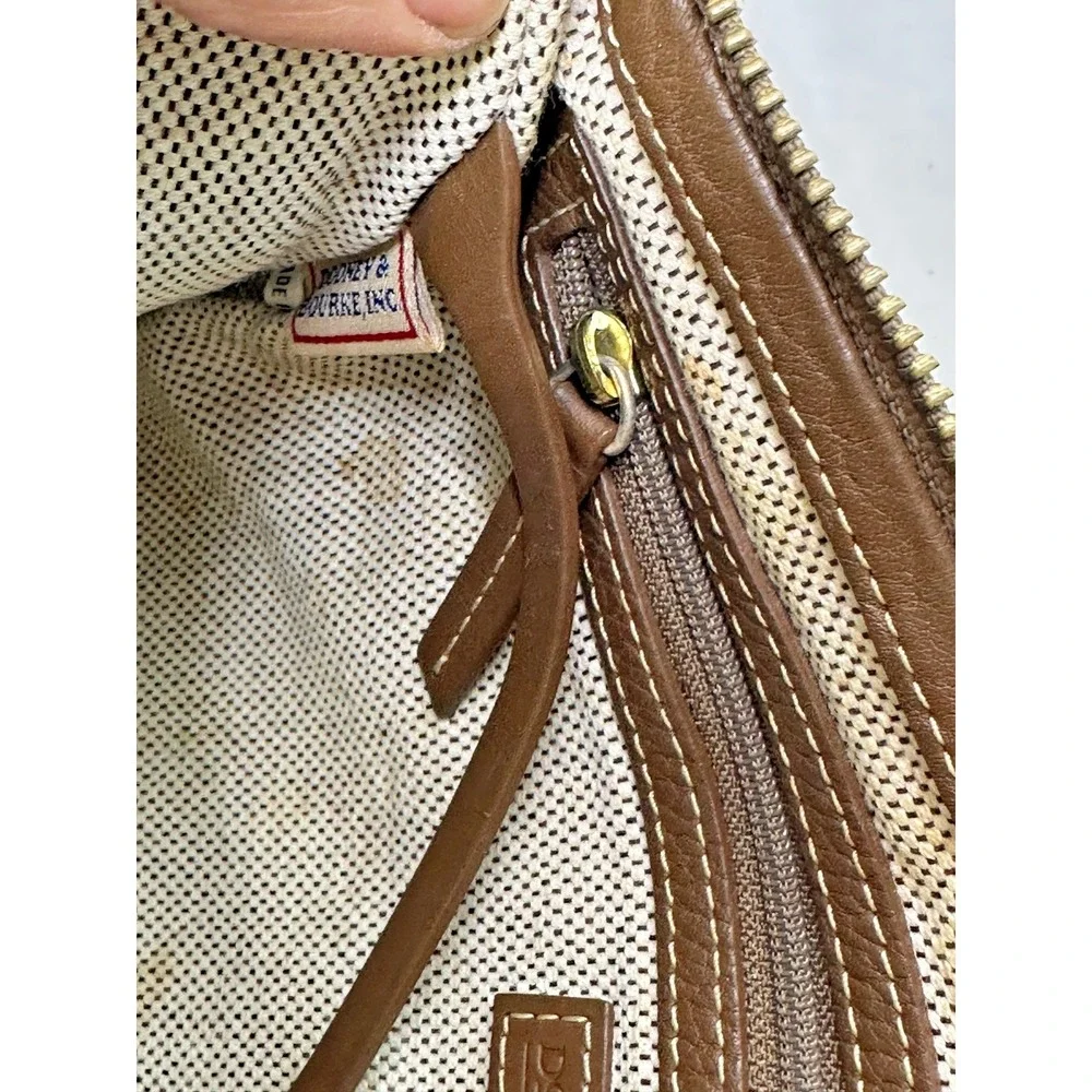 Vtg Dooney Bourke Purse DB Logo Canvas Jacquard Leather‎ Trim Brown Slim
